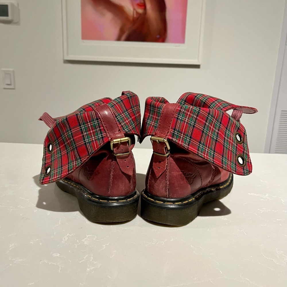 Dr. Marten’s Fold Over Boots - Picture 4 of 13